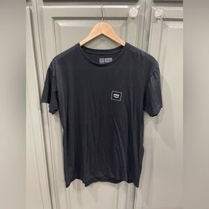 Chomp women’s shirt Large